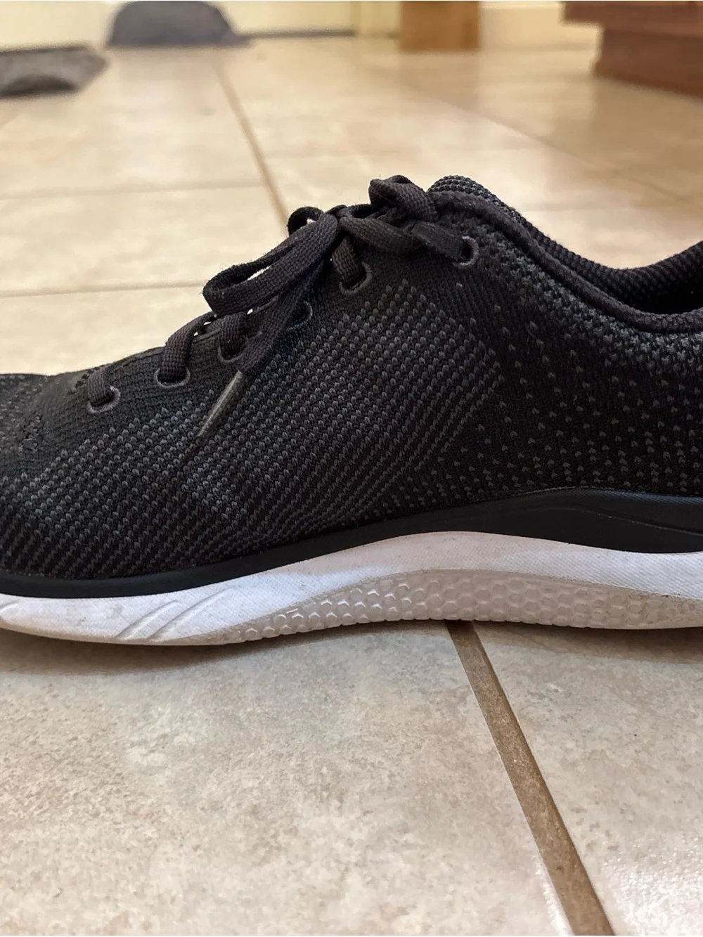 HOKA One One Hupana Running Shoes Black White Men’s Size 10